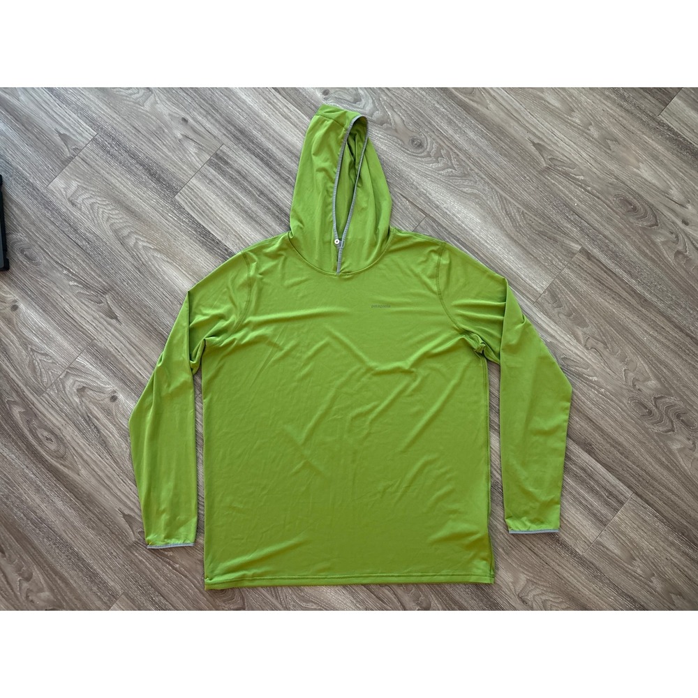 Patagonia Mens XL Capilene Cool Daily Hoody Lime Green Sun Shirt Long Sleeve